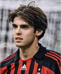 凯恩2025自然年已打入58球，创个人生涯新高